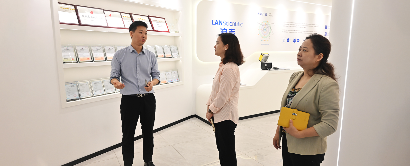 苏州浒墅关经开区领导一行参观调研浪声科学